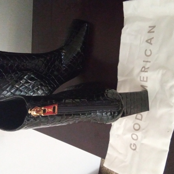 NEW Good American booties size 7 black croc texture high heel glossy finish - Picture 4 of 6